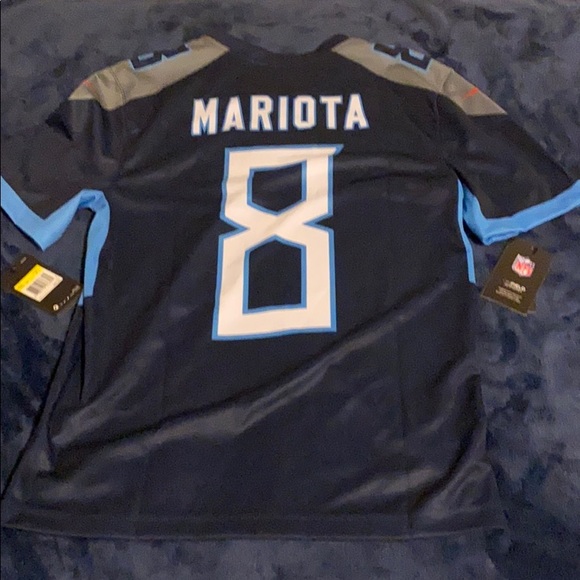 Marcus Mariota Tennessee Titans Jersey - Picture 4 of 5